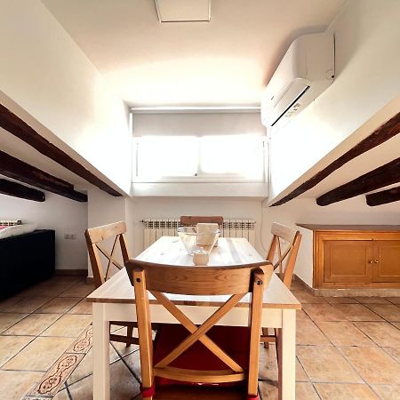 Atico Atocha Ile Temporal Apartman Madrid Kültér fotó