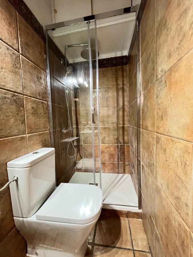 Atico Atocha Ile Temporal Apartman Madrid Kültér fotó