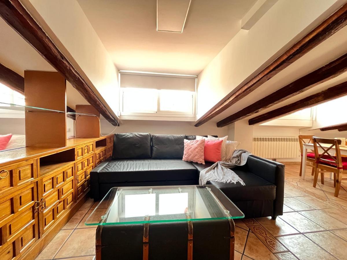 Atico Atocha Ile Temporal Apartman Madrid Kültér fotó