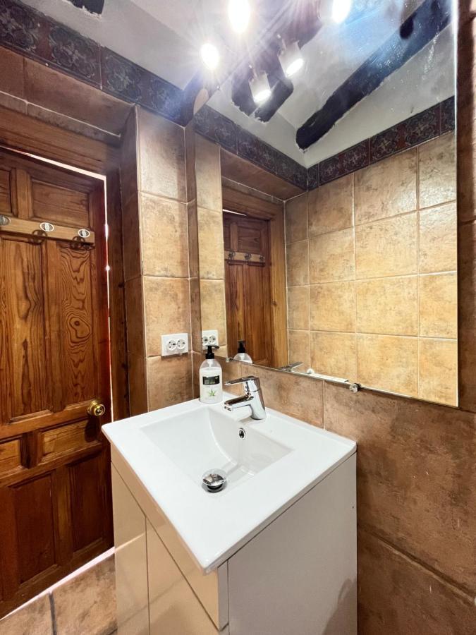 Atico Atocha Ile Temporal Apartman Madrid Kültér fotó