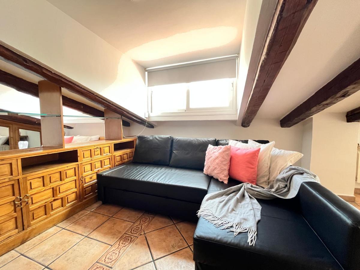 Atico Atocha Ile Temporal Apartman Madrid Kültér fotó