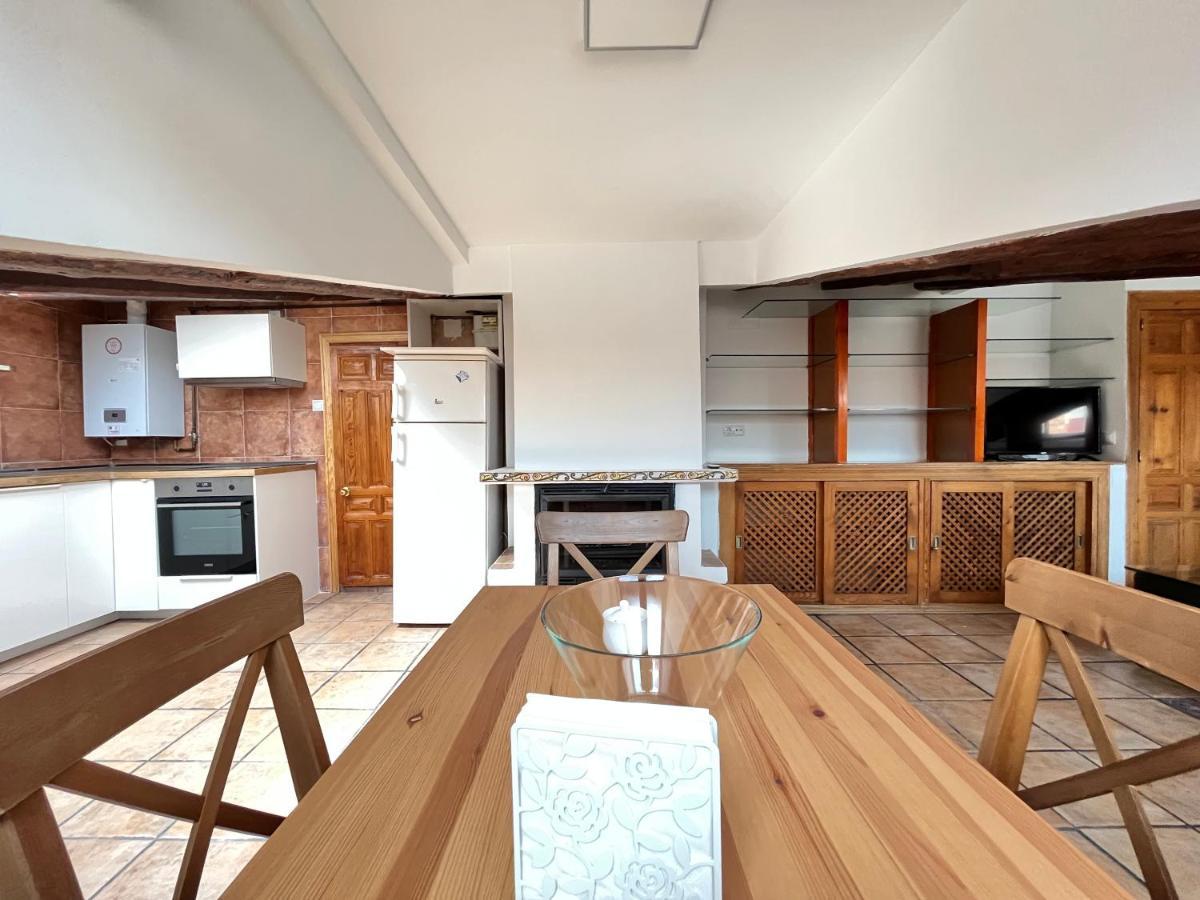 Atico Atocha Ile Temporal Apartman Madrid Kültér fotó