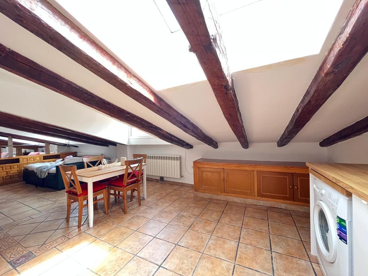 Atico Atocha Ile Temporal Apartman Madrid Kültér fotó