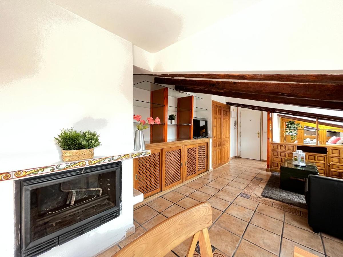 Atico Atocha Ile Temporal Apartman Madrid Kültér fotó