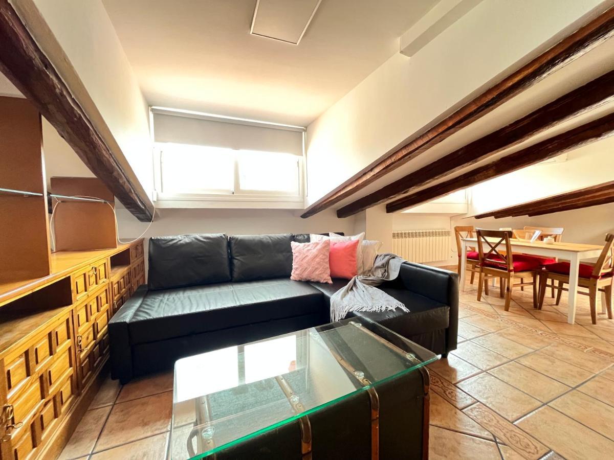 Atico Atocha Ile Temporal Apartman Madrid Kültér fotó